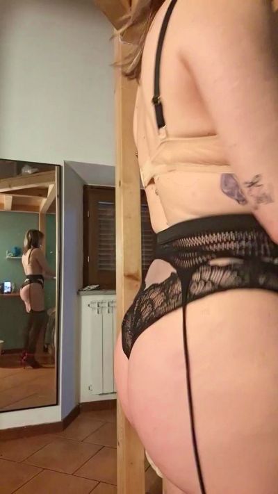 Изображение секс-шоу модели Malika025 Изображение секс-шоу модели Malika025