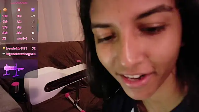 Sexshow-Bild von YuliethPetite Sexshow-Bild von YuliethPetite