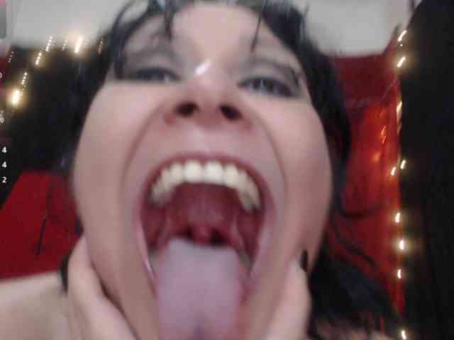 Изображение секс-шоу модели MonetBellla