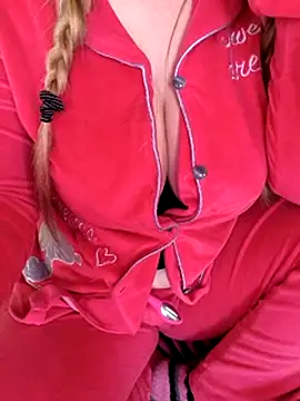 Miss_Afnane_squirt1's sex show image