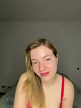 Изображение секс-шоу модели heyitskiara