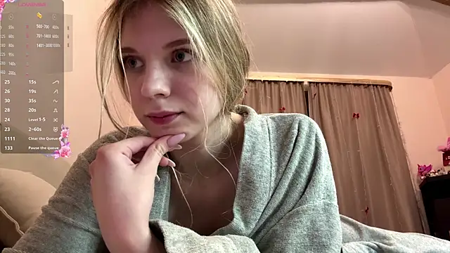 FruityXo's sex show image