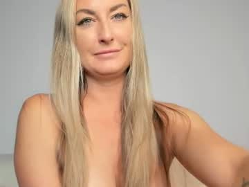 Sexshow-Bild von fit_american_girl Sexshow-Bild von fit_american_girl