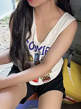 XndSeraphina's sex show image