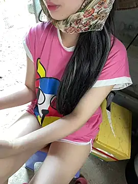 XndSeraphina's sex show image