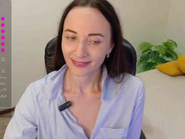 Sirene's sex show image