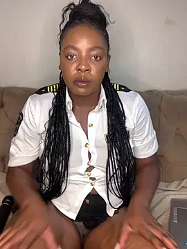 Ass-Queen's sex show image