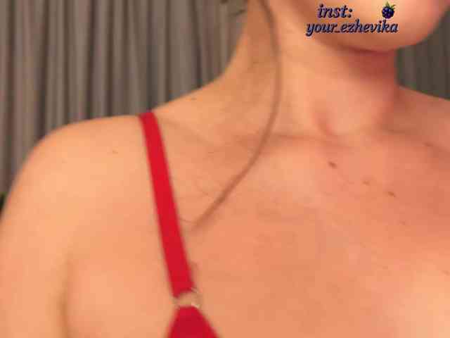 Vixie01's sex show image