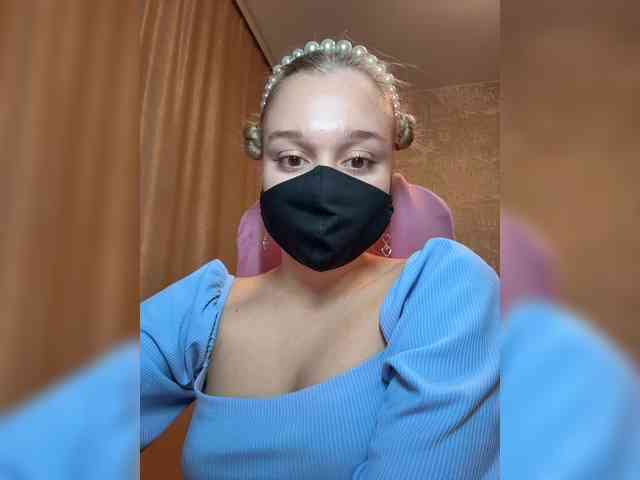 KiraBlin's sex show image