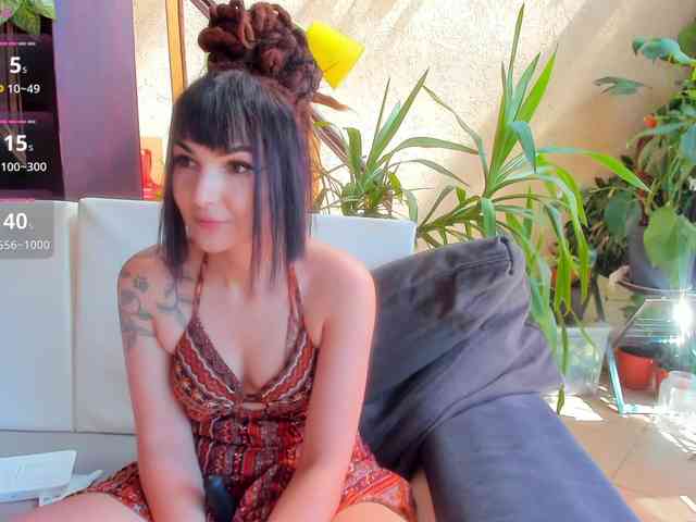ingridblondy94's sex show image