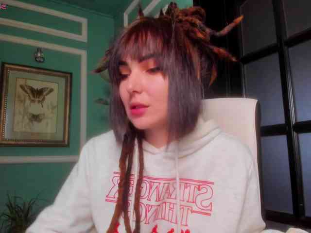 ingridblondy94's sex show image