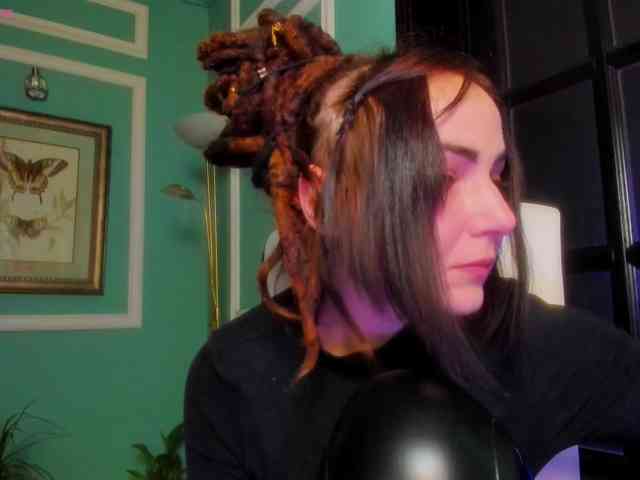 ingridblondy94's sex show image