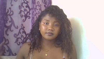 PetiteLuna2's sex show image