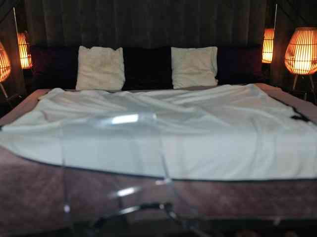 BettyDark's sex show image