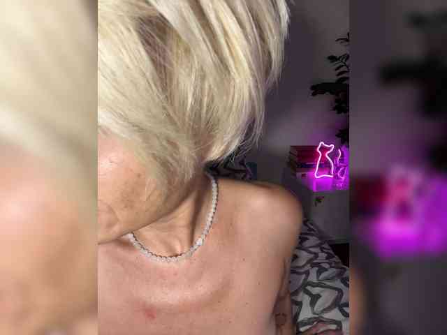 Sexshow-Bild von KISANA Sexshow-Bild von KISANA