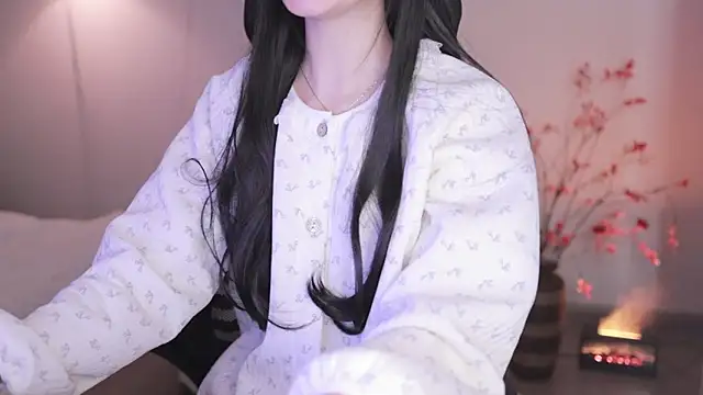 SpiderIily's sex show image