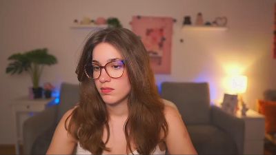 Изображение секс-шоу модели kissiecat