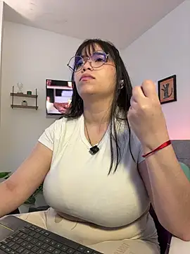 tati_reyess's sex show image