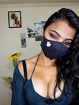 Noor-Bold's sex show image