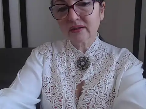 Изображение секс-шоу модели Alma44