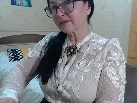 Изображение секс-шоу модели Alma44 Изображение секс-шоу модели Alma44