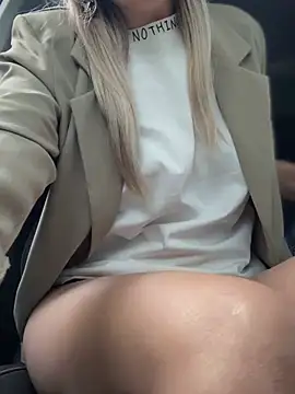 Crazy-Rosa's sex show image