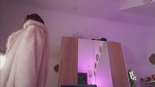 Изображение секс-шоу модели Amaliamour