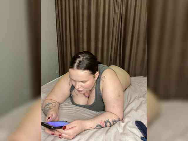 Divana-1's sex show image