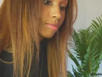 valery_swan1's sex show image valery_swan1's sex show image