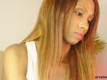 valery_swan1's sex show image valery_swan1's sex show image