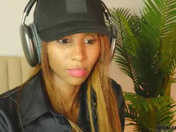 valery_swan1's sex show image valery_swan1's sex show image