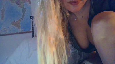 Изображение секс-шоу модели ElenaRey