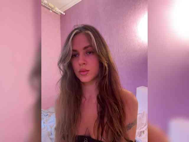 Shawty420's sex show image