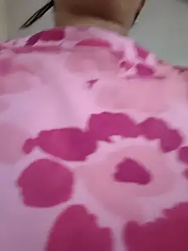 SpicyQueenX69's sex show image