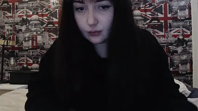 Lynylou's sex show image