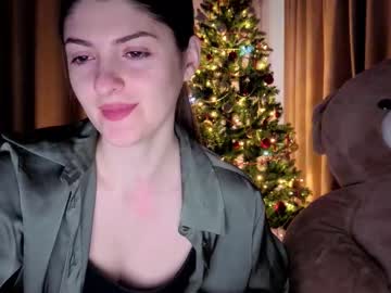 _just_a_simple_girl's sex show image