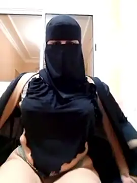 -Batta-'s sex show image