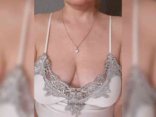 Изображение секс-шоу модели SexiestJess45 Изображение секс-шоу модели SexiestJess45