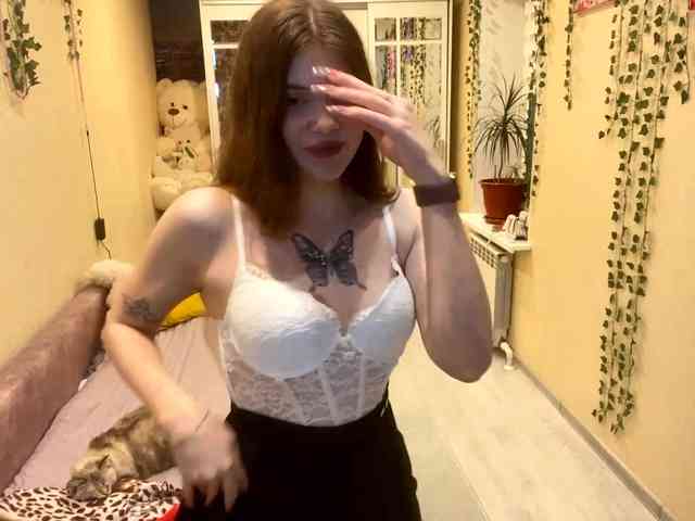 Изображение секс-шоу модели BettieClemence