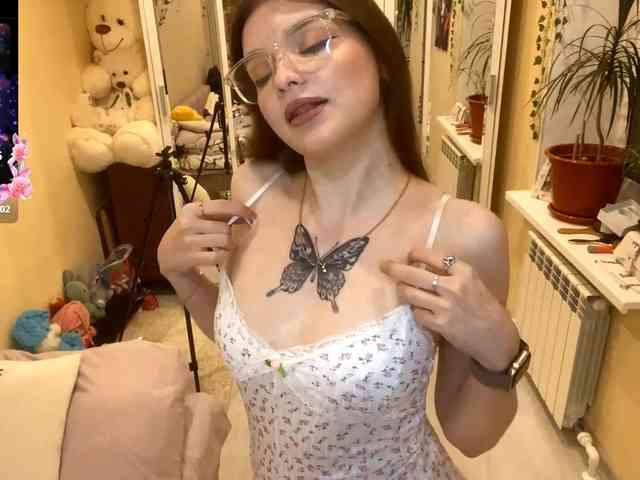 BettieClemence's sex show image