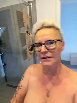 German_Milf's sex show image