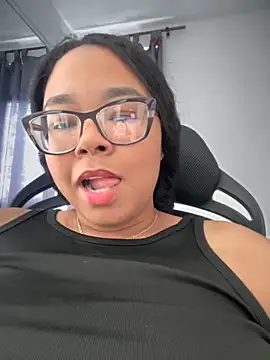 XMara's sex show image