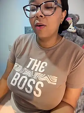 XMara's sex show image