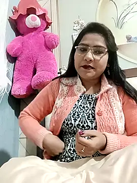 Изображение секс-шоу модели urvashi01224