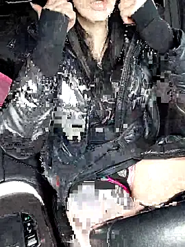 EVILYN's sex show image