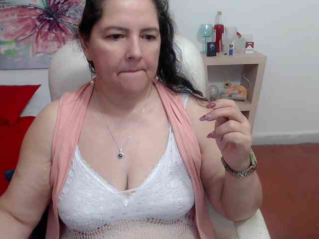 Изображение секс-шоу модели leonela