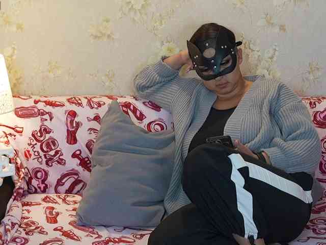 sexlove12002's sex show image