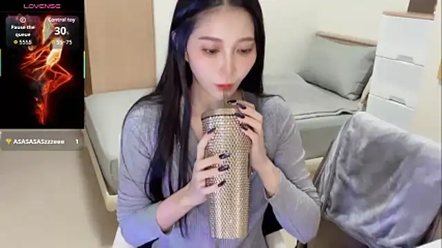 sexyy8818's sex show image