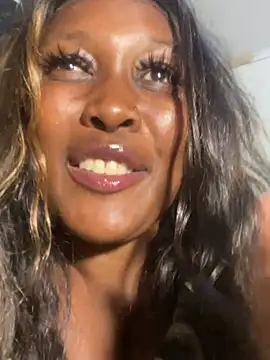 Изображение секс-шоу модели Cardiebae89