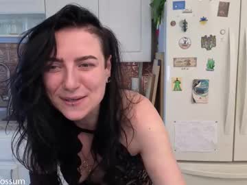 levity_opossum's sex show image levity_opossum's sex show image